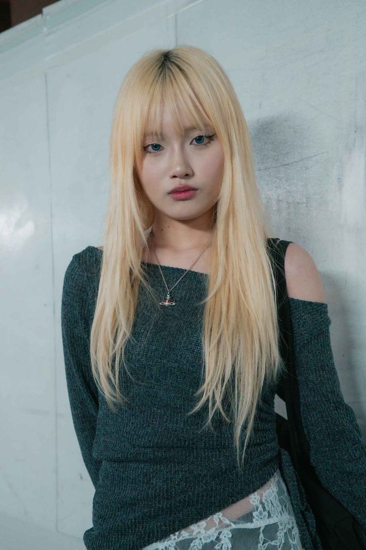 画像2: モノトーン × レース生地でY2Kファッションを着こなす