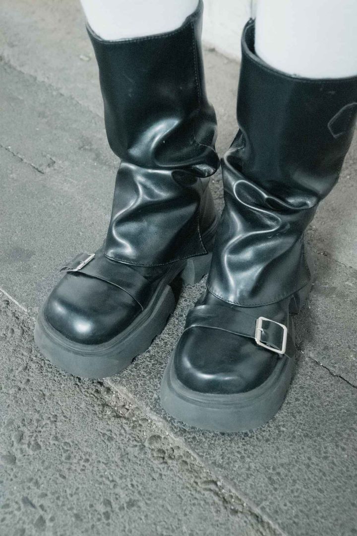 画像5: モノトーン × レース生地でY2Kファッションを着こなす