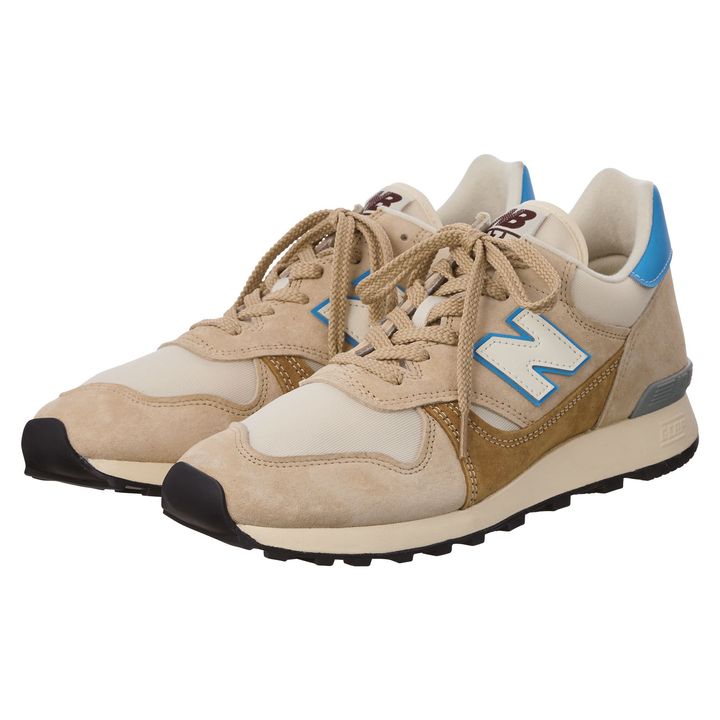 スニーカー ¥15,400／NEW BALANCE（ニューバランスジャパンお客様相談室）