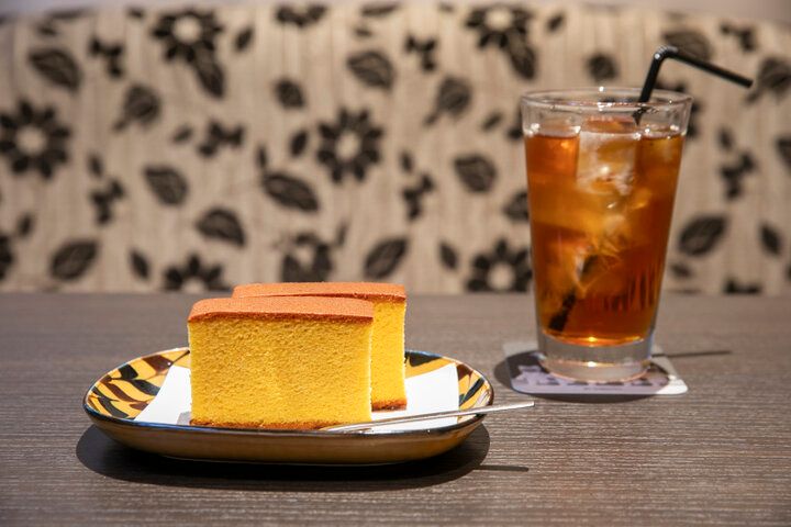 三越前駅から徒歩2分♪ どら焼き生地で作る焼きたてパンケーキが絶品「BUNMEIDO CAFE」