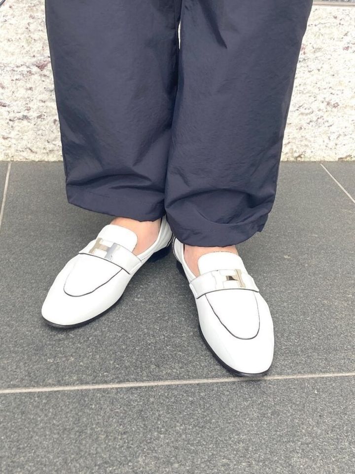 「エルメス」のシューズ
