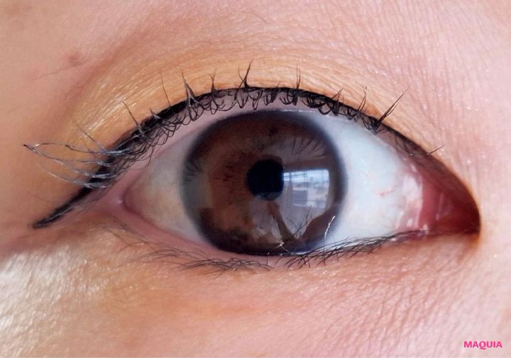 巷の「落ちない」評判って本当？ アイライナーの耐久力、朝から夜までリアル検証！_23