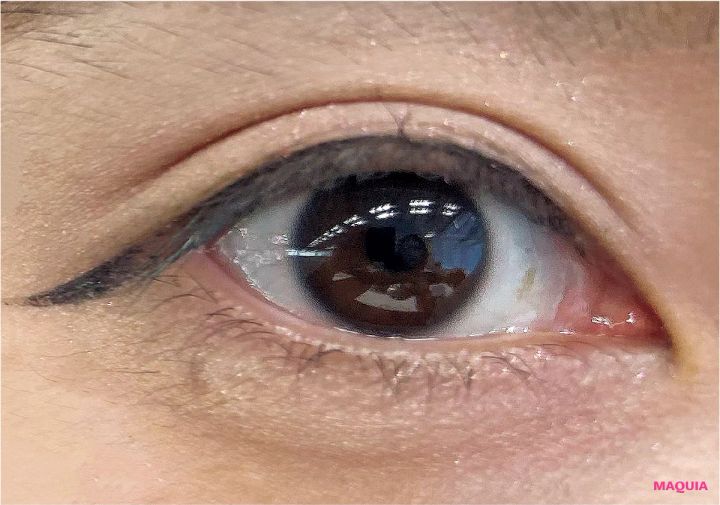 巷の「落ちない」評判って本当？ アイライナーの耐久力、朝から夜までリアル検証！_42