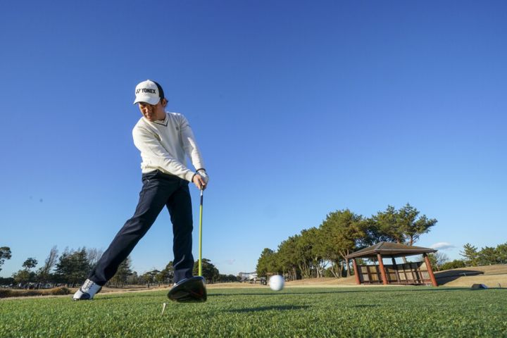 ドライバーで「絶対曲げない」打ち方！ロフトを立ててハンドファーストで打つ