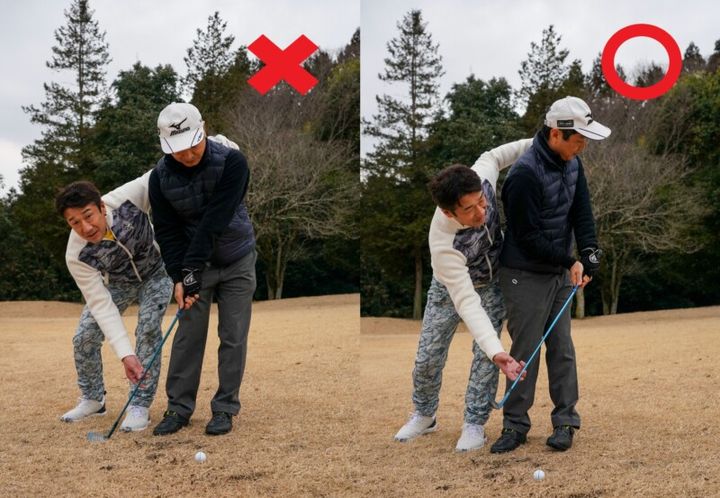 左足上がりのアプローチの寄せ方！「クローズスタンスにして…」とプロが解説