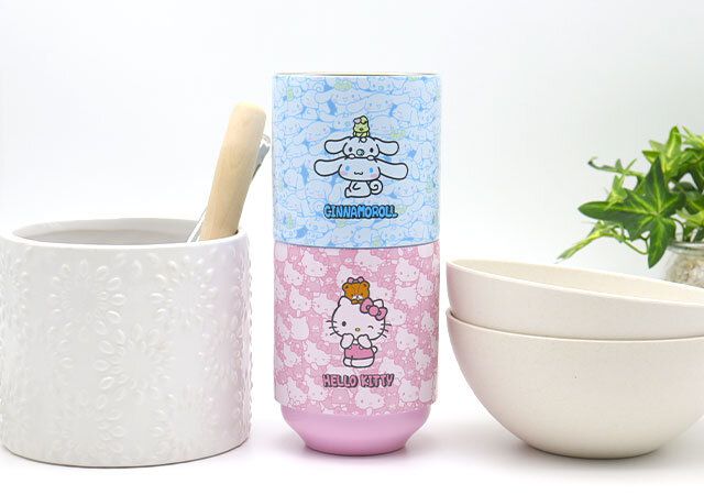 宝島社のムック付録のサンリオのシナモロールの真空断熱タンブラースタッキング