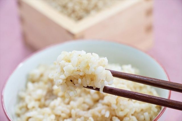 きく芋食べ茶いな(茶飯)