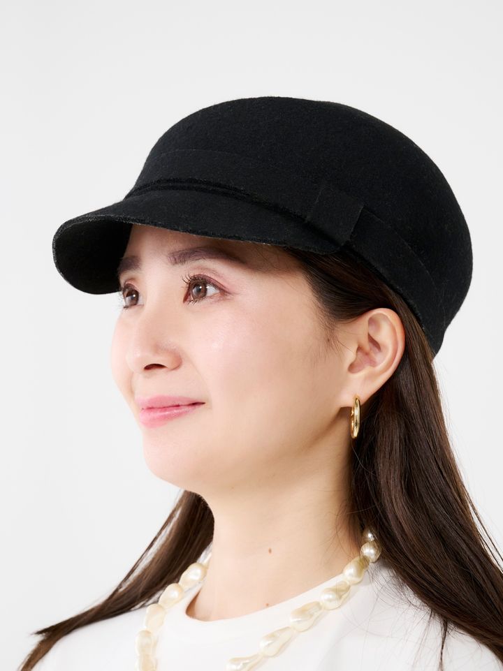 クラウドチームVERY Yuikaの春コーデのキャップはyori