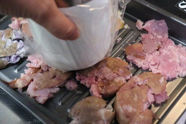 ダイソー オーブントレー（ワイド、28.5cm×20cm）