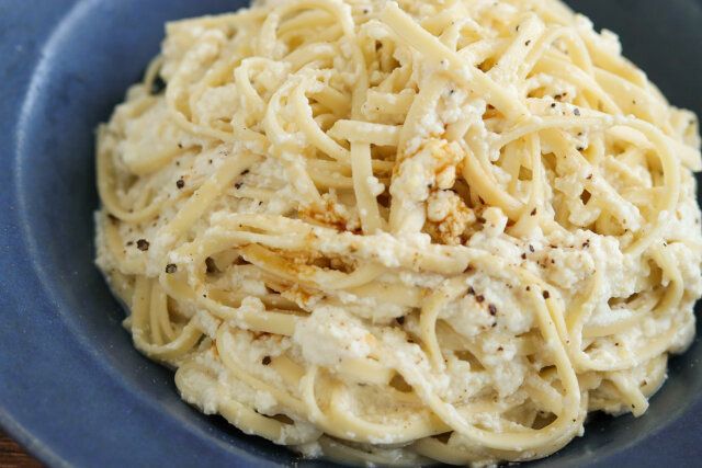 味変としてしょうゆをかける