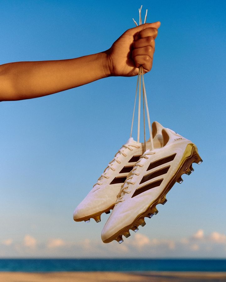 adidas、サッカークラブW杯やCL決勝に向けた新作スパイクを発表！“白×黒”ベースのクラシカルな最新コレクション