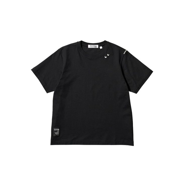 ユニクロ×アニヤハインドマーチコラボTシャツ