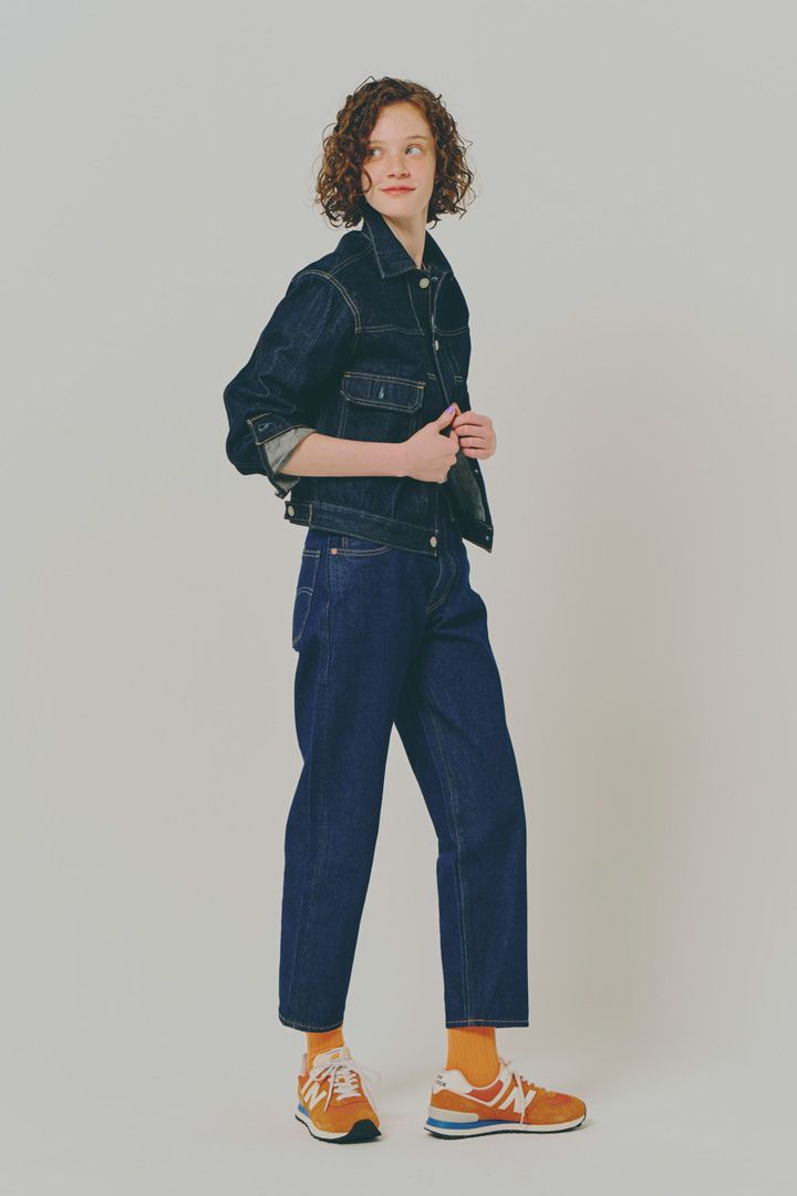 印象の違いに衝撃！デニムコーデ×カラースニーカ8変化