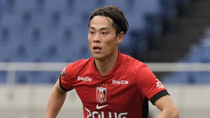 早大中退のJリーガーと結婚した31歳人気モデル、同棲中と変わったことを明かす 「1番変わったことといえば…」