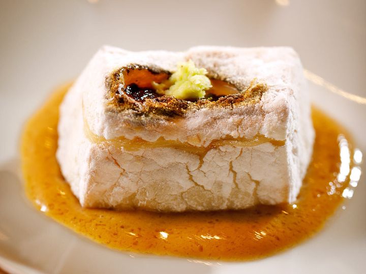 渋谷『鮨 一喜』の「焼き胡麻豆腐」