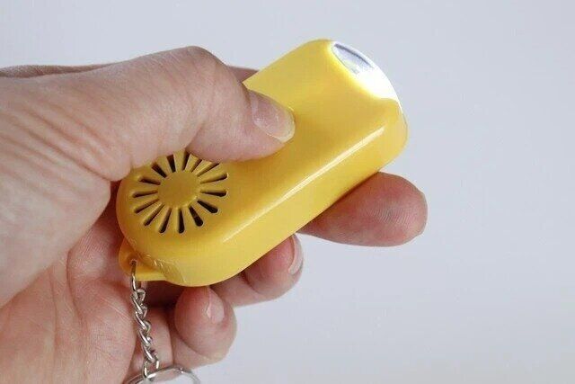 ダイソー ブザー付きライト