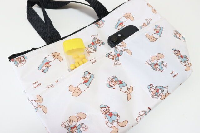 ランチバッグ、トートタイプ（ドナルドダック）DC8 ポケット