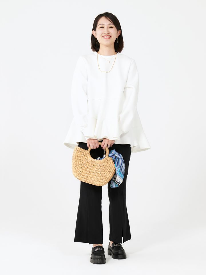 クラウドチームVERY濱野かやの春コーデ