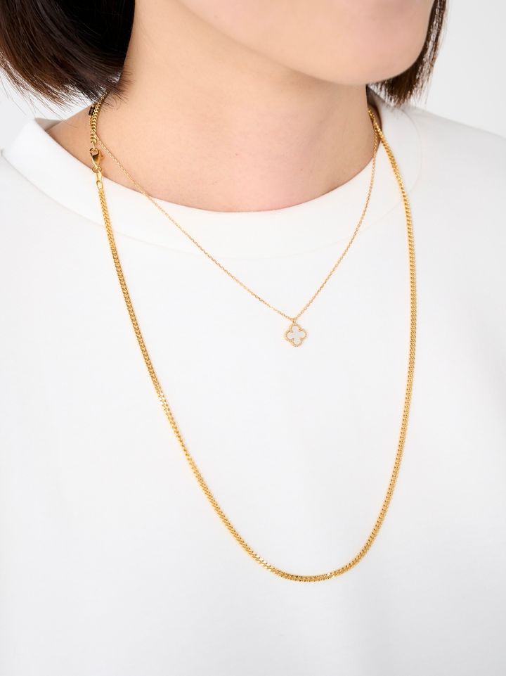 クラウドチームVERY濱野かやの春コーデのネックレス