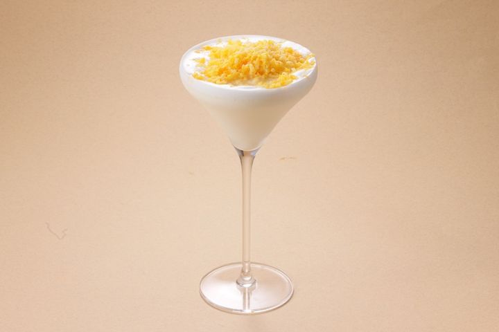 静岡のホテルにJリーグ名門の「コンセプトルーム」が誕生！まさに“オレンジ一色”…これがサッカーの街