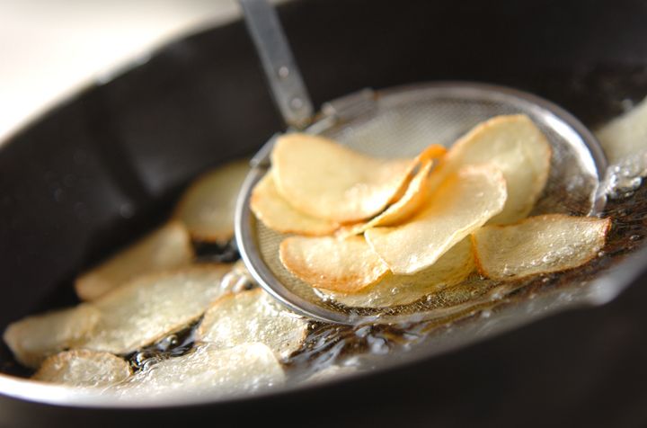 パリパリ！手作りポテトチップスの作り方1