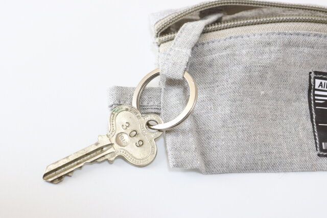 トラベルコットン混ポーチ（グレー・青） キーリング