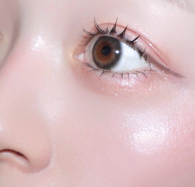 チーク＆ハイライト