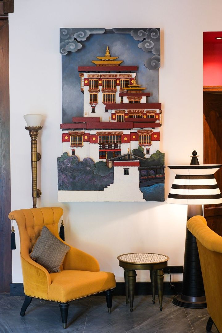 自然界の5つの基本要素（木・火・土・金・水）とその色（緑・赤・黄・白・青）を取り入れたインテリア。