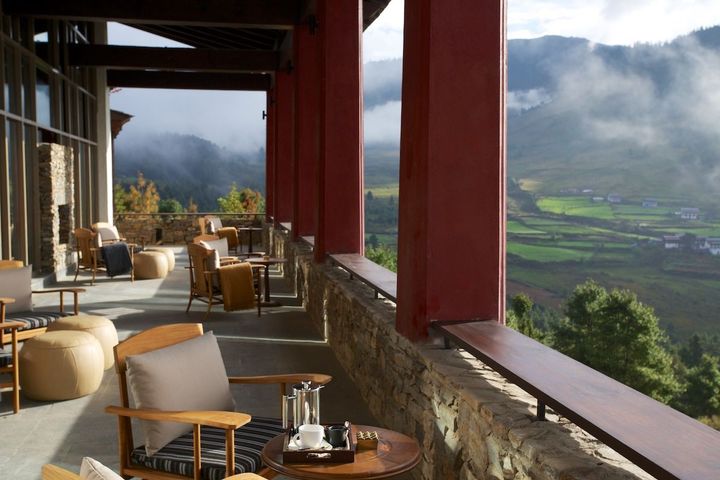 ブータンで最も広く最も大きな渓谷、フォブジカ渓谷の絶景。﻿Photo_ Ken Spence