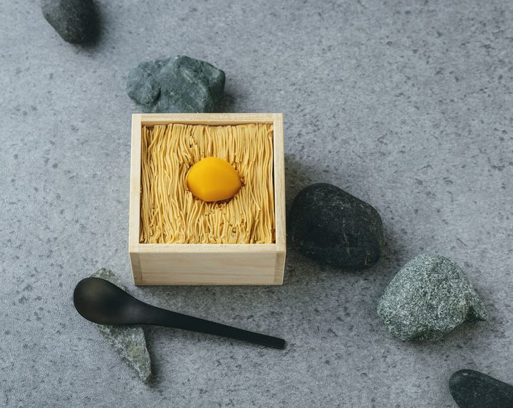 WAGURISHIRATSUYU GINZAの支子。