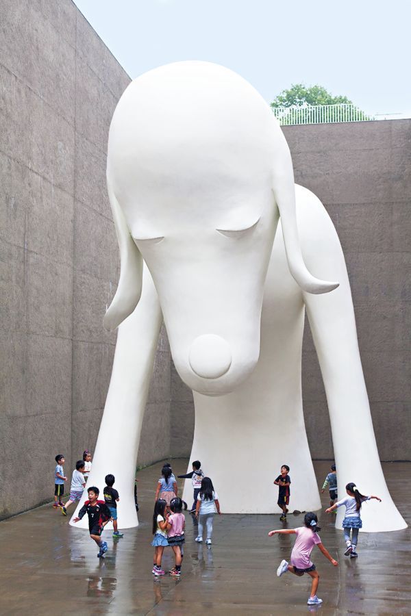 《あおもり犬》2005年 ©Yoshitomo Nara