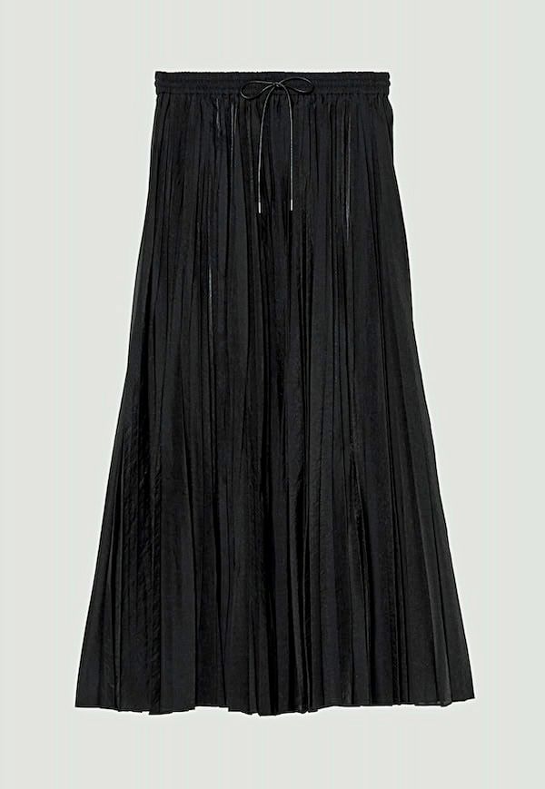 デパリエのプリーツスカート