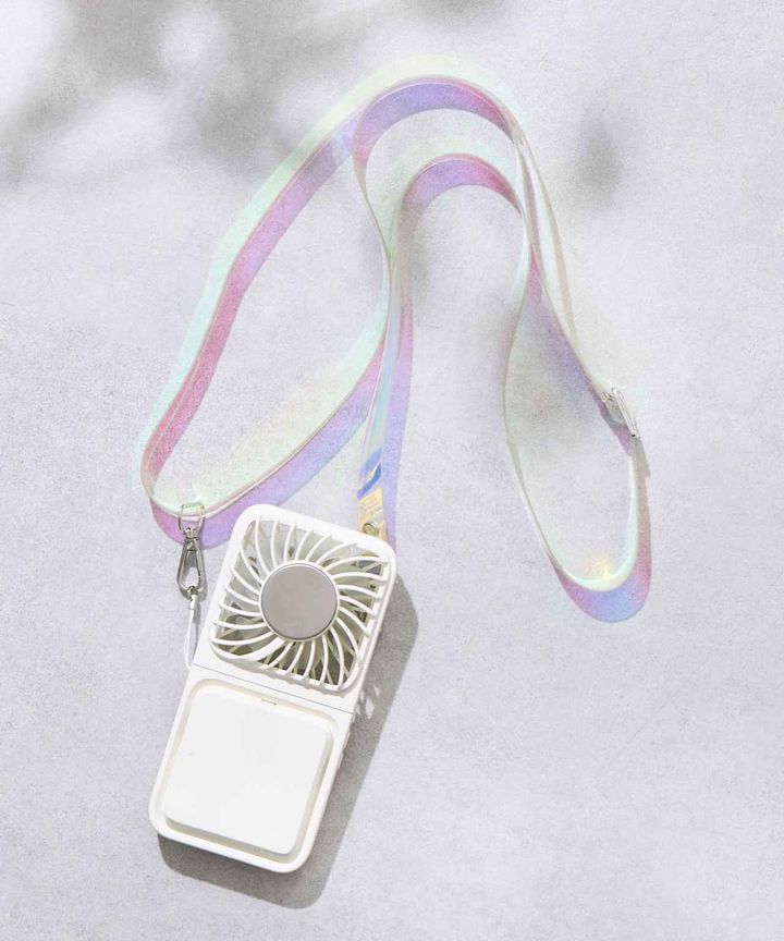 画像1: 出典：3COINS