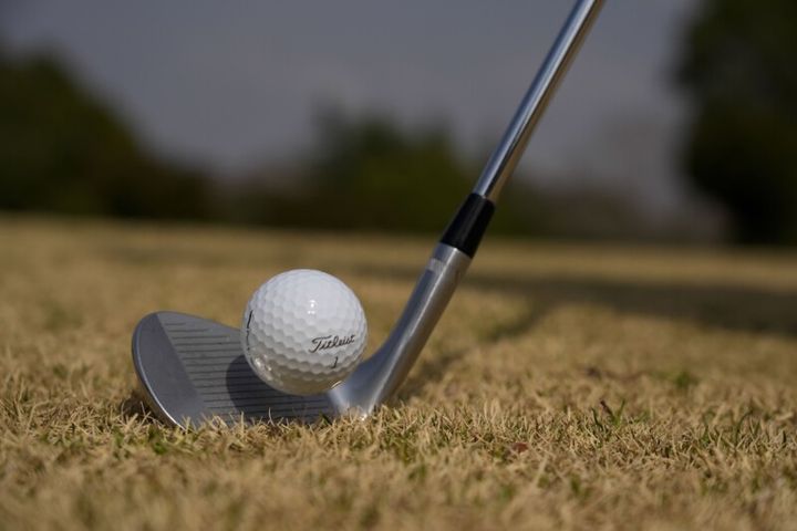 ピッチングウェッジの平均飛距離は？飛距離が出ない原因を解説