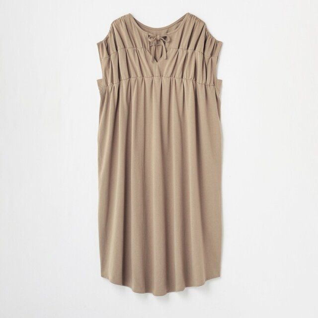 しまむらのシャーリングカットワンピース