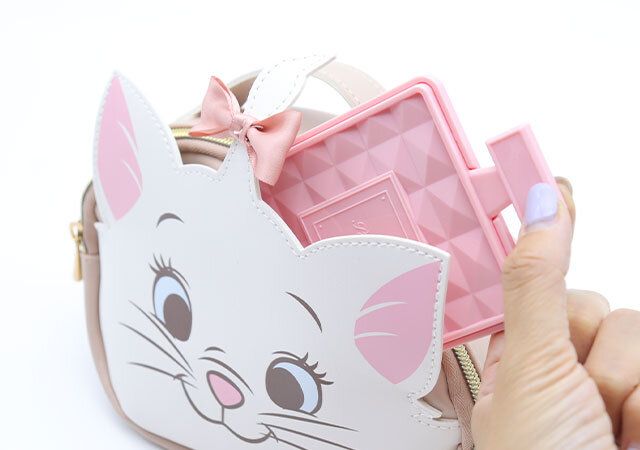 宝島社のムック付録のディズニーのおしゃれキャットマリーのフェイスポーチ6