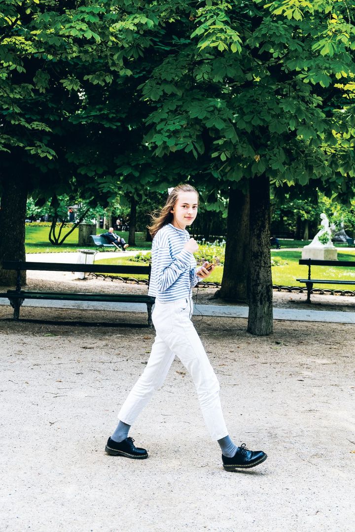 爽やかなボーダーに合わせた重めのシューズがいい！おしゃれな季節の変わり目コーデ