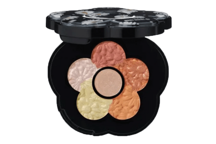 リップとチークであっという間に今っぽい顔に！おすすめコスメとメイクテク