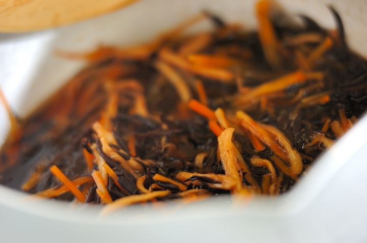 ヒジキとサキイカの煮物の作り方1