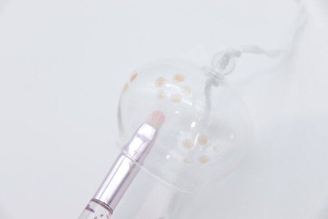 ダイソーのガラス風鈴（クリア）は絵付け体験ができる