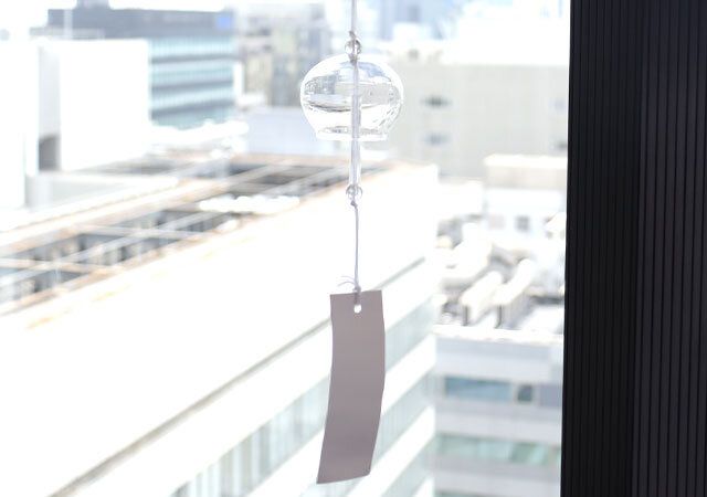 ダイソーのガラス風鈴（クリア）は心地よい音色でリラックスできる