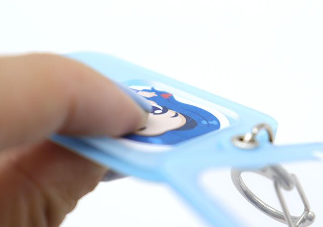 ダイソーのフォトキーホルダー（ゲームモチーフ）は中に入れた写真がずれにくい