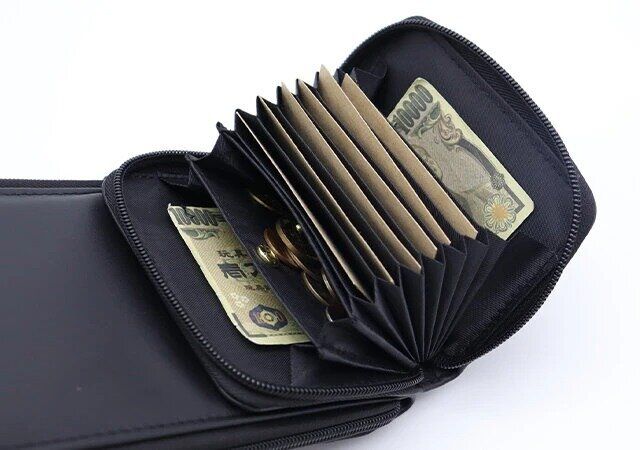 くぼたびが考えた 自撮りに役立つ三脚みたいな お財布スマホショルダーバッグBOOK使用例