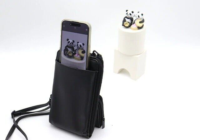 くぼたびが考えた 自撮りに役立つ三脚みたいな お財布スマホショルダーバッグBOOK使用例2