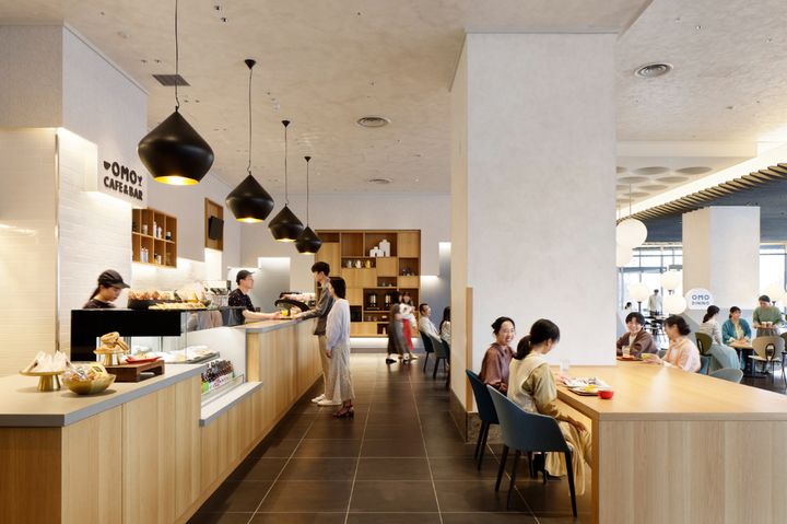 OMOカフェ＆バル・内観