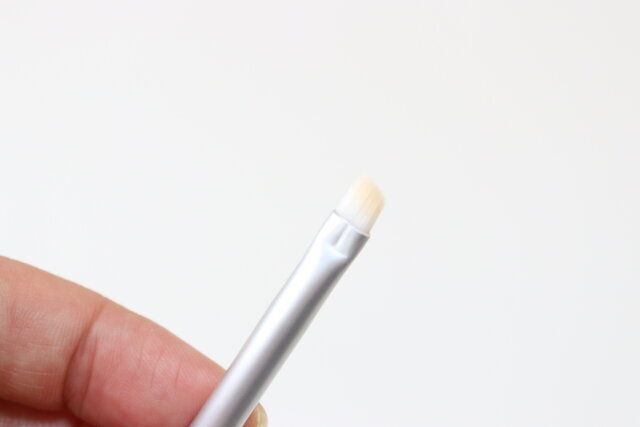 ダイソー メイクブラシセット（Bタイプ、4本、ミラー付） アイメイクブラシ