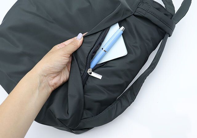 宝島社イザック2WAYショルダーリュックファスナー