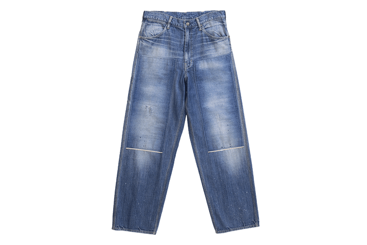 〈ビズビム〉のカーペンターパンツ