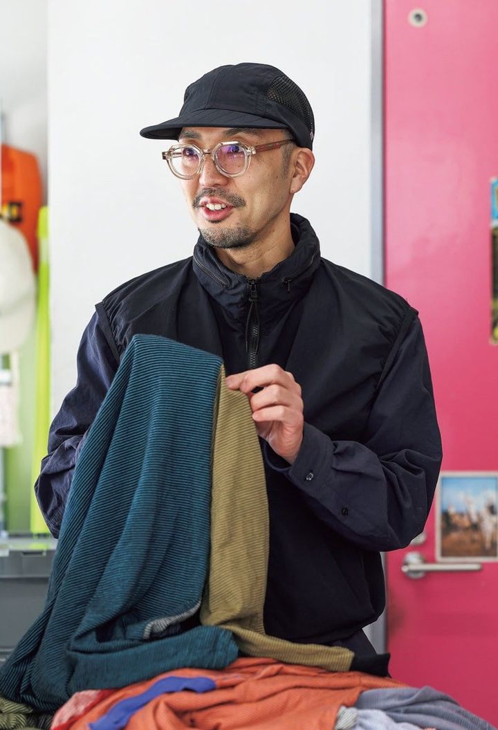 “名品”とするアイテムを教えてくれた、山荘 飯島 オーナーの田窪 朗さん