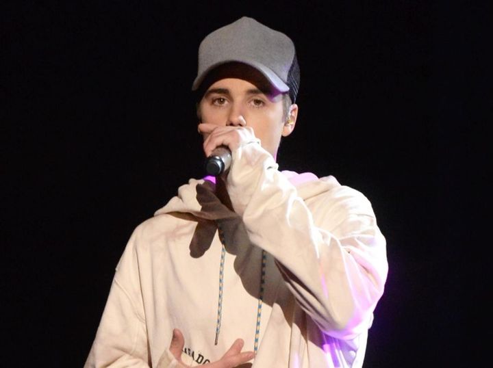 画像: ジャスティン・ビーバーがシザとのコラボ曲「Snooze」を披露